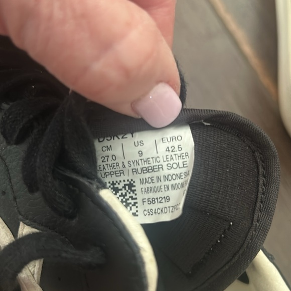 Onitsuka Tiger by Asics GSM Size 9 - Picture 9 of 9